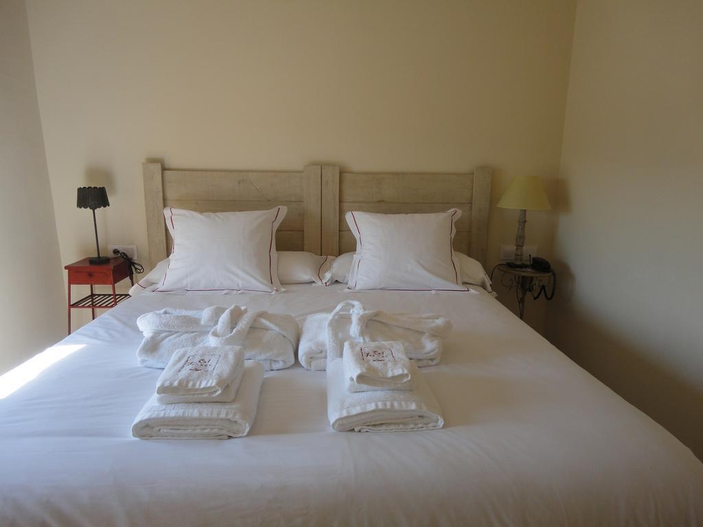 Hotel Rural Cal Torner Adults Only Guiamets Bagian luar foto