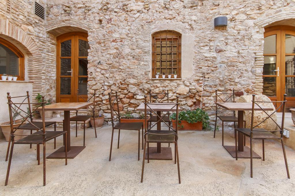 Hotel Rural Cal Torner Adults Only Guiamets Bagian luar foto
