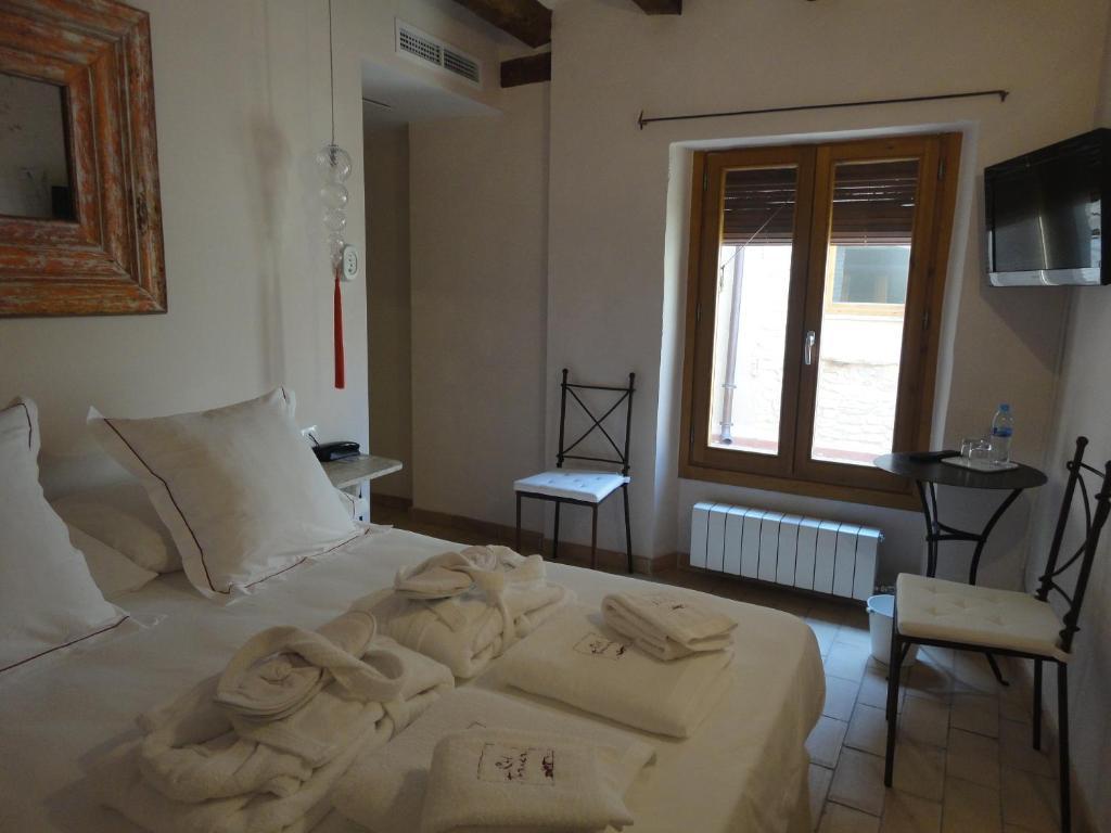 Hotel Rural Cal Torner Adults Only Guiamets Ruang foto
