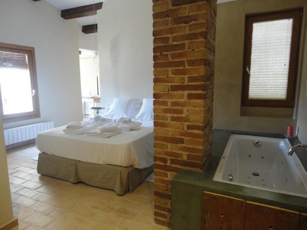 Hotel Rural Cal Torner Adults Only Guiamets Ruang foto